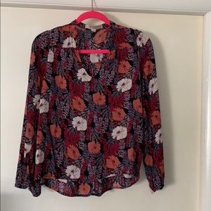 Floral long sleeve blouse medium
